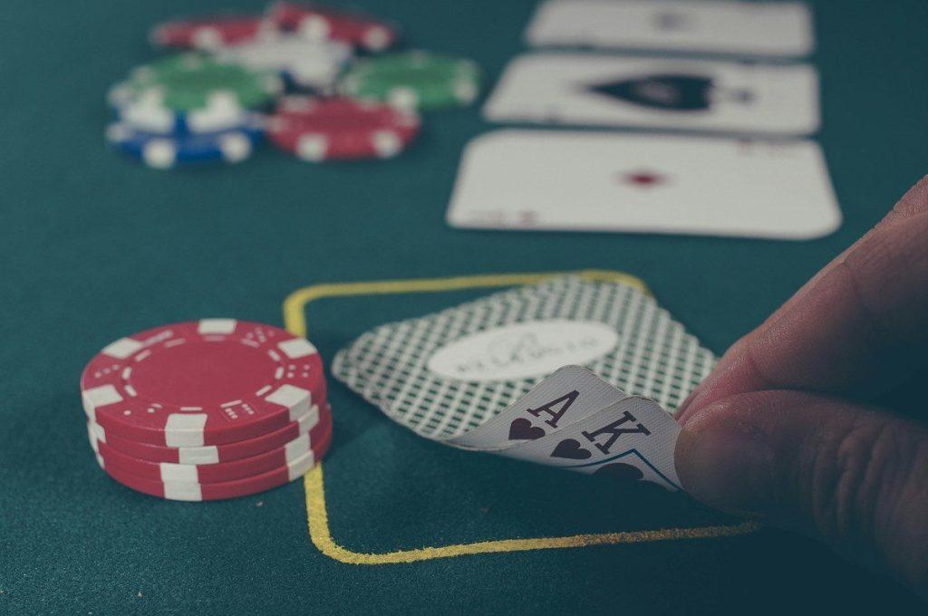 GGPoker vs Natural8: Which Poker Site Deserves Your Bankroll